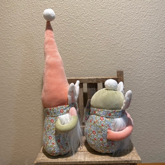 Spring Bunny Plush Gnomes Set Of 2, Spring Floral Gnomes, Bunny Gnomes - Picture 3 of 14